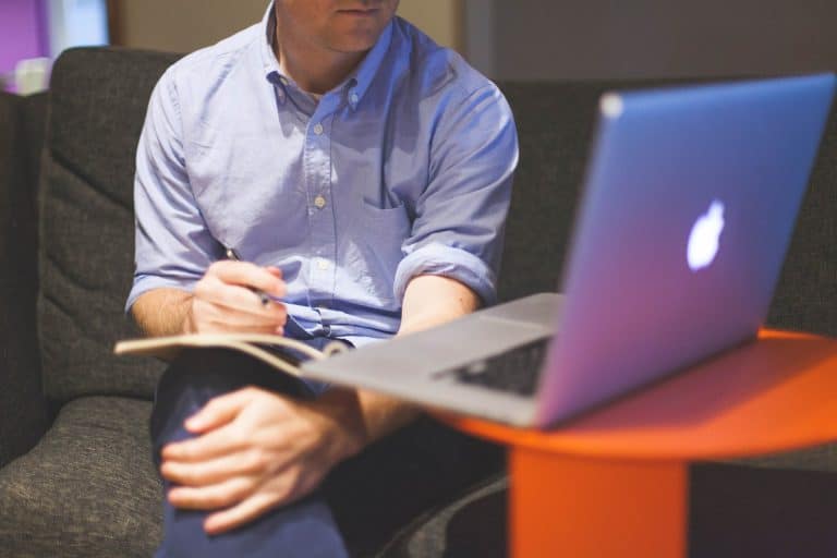 Comment devenir une personnalité importante du web ?