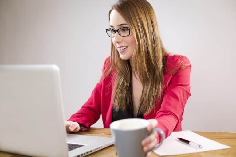 Les influenceurs ont-ils vraiment un impact sur nos achats ?